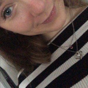 Meet your Posher, Ashleigh